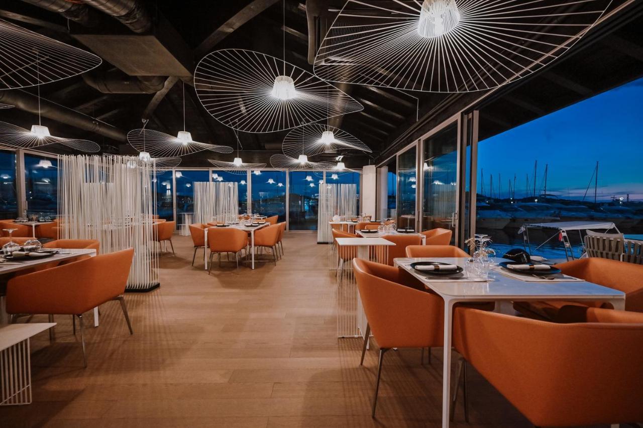 Hotel Stomorin-Marina Hramina ムルテル エクステリア 写真
